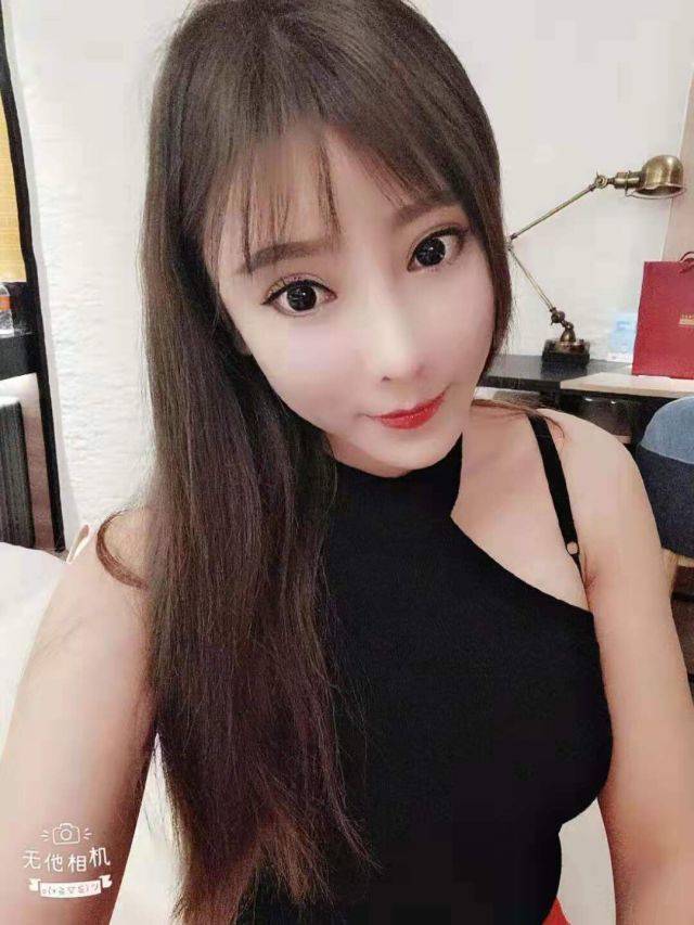 南山洋洋：实至名归小靓女，C凶粉嫩皮肤白，实在听话不机车